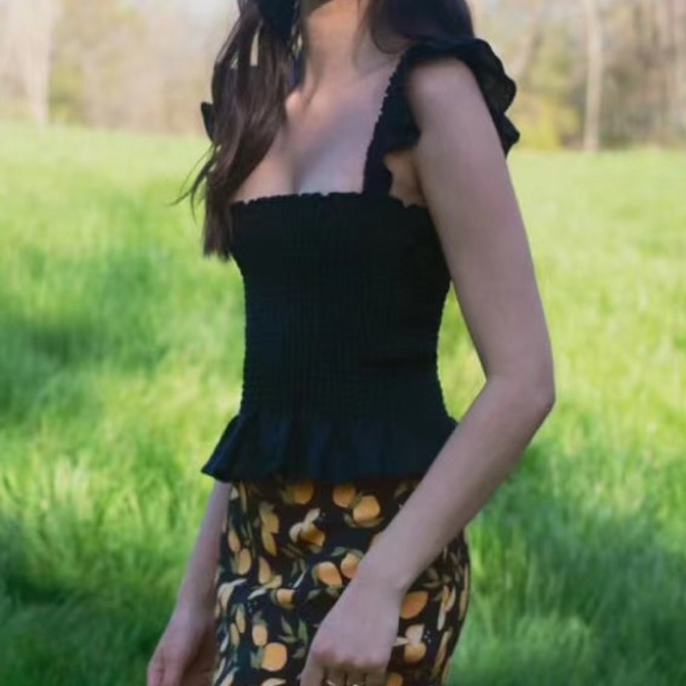 Cute!! Reformation Junebug Top - Black